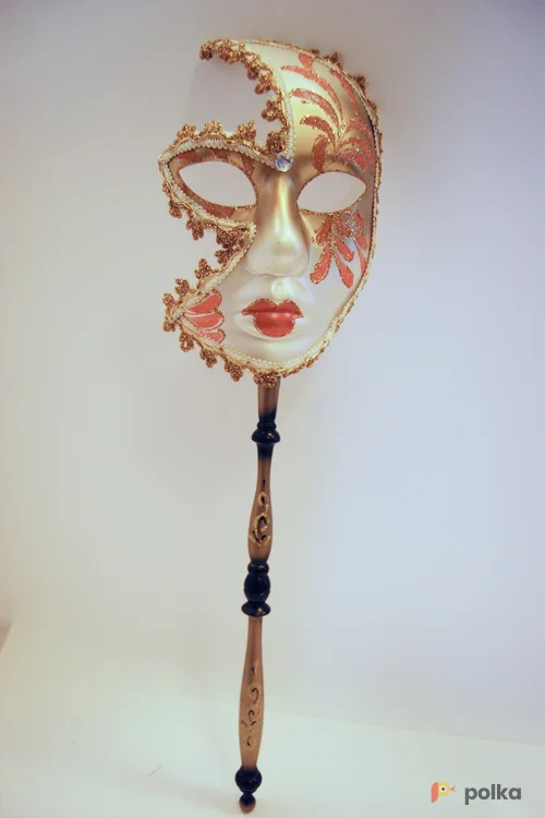 Возьмите МАСКА ВЕНИЦИАНСКАЯ (ВОЛЬТО - ЛУНА) №1 напрокат (Фото 1) в Москве