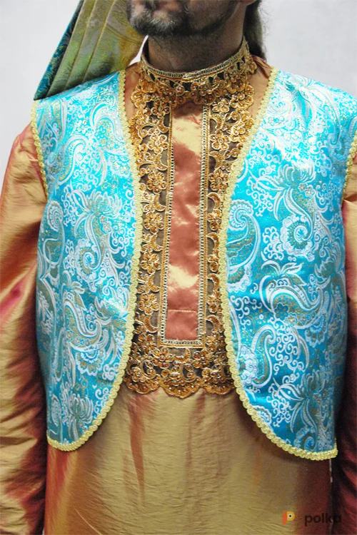 Возьмите ВОСТОЧНЫЕ ЖИЛЕТЫ (бархат) №4 напрокат (Фото 1) в Москве