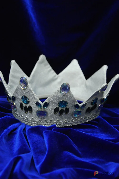 Возьмите КОРОНЫ ИЗ ПАРЧИ напрокат (Фото 1) в Москве