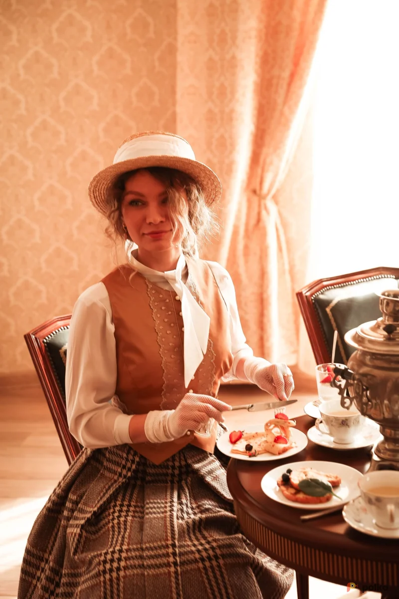 Возьмите Комплект на модерн «Дана» костюм женский напрокат (Фото 1) В Нижнем Новгороде