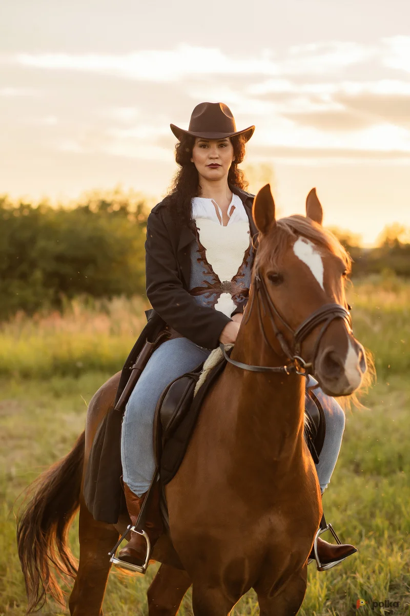 Возьмите Ганфайтер женщина костюм напрокат (Фото 1) В Нижнем Новгороде