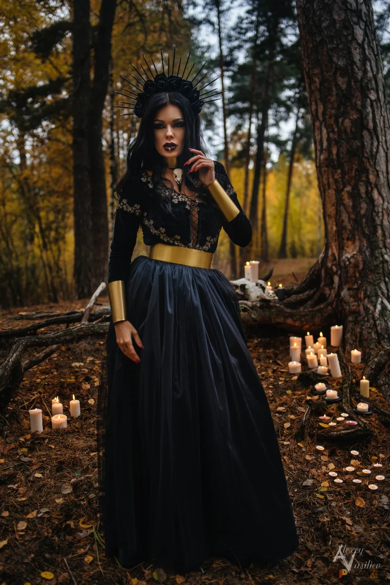 Возьмите Платье женское «Черная роза» напрокат (Фото 1) В Нижнем Новгороде