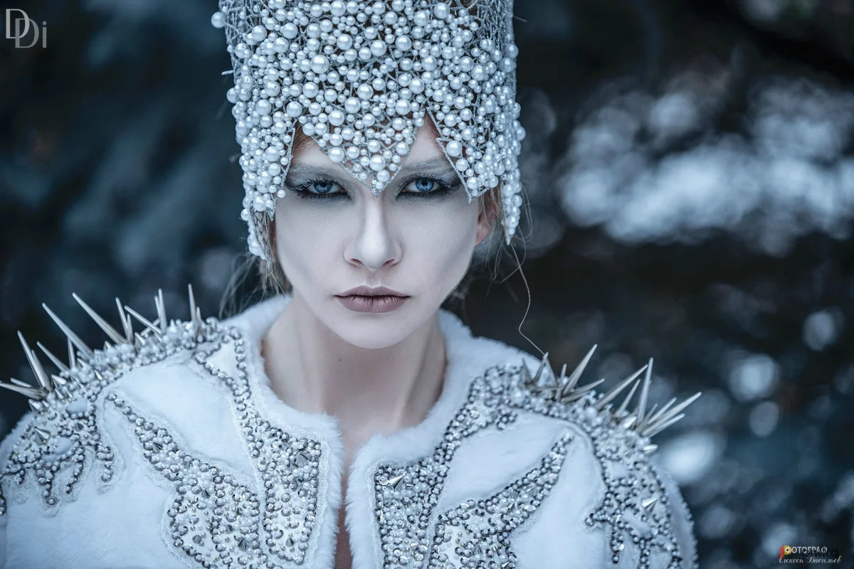 Возьмите Костюм для фотосессий Снежная Королева напрокат (Фото 1) В Нижнем Новгороде