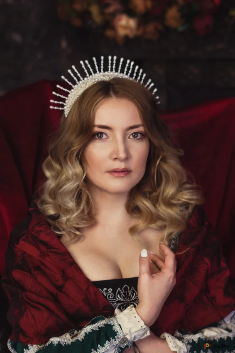 Возьмите Корона из жемчуга напрокат (Фото 1) В Нижнем Новгороде