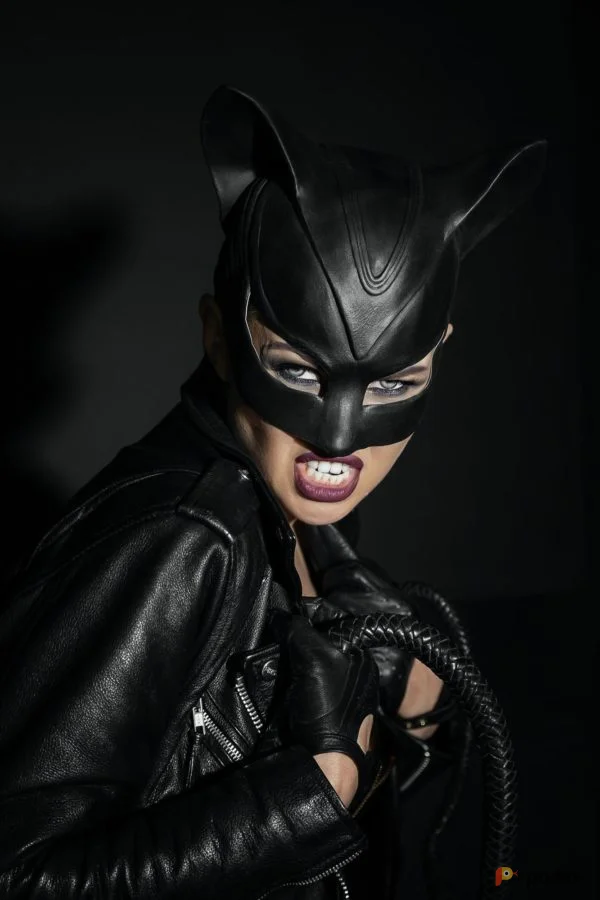 Возьмите Маска женщины кошки 1 напрокат (Фото 1) В Нижнем Новгороде