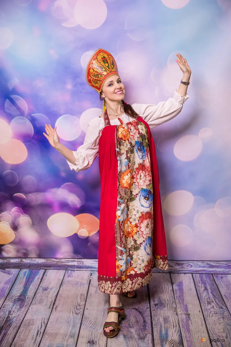 Возьмите Русско-народный женский костюм напрокат (Фото 1) в Москве