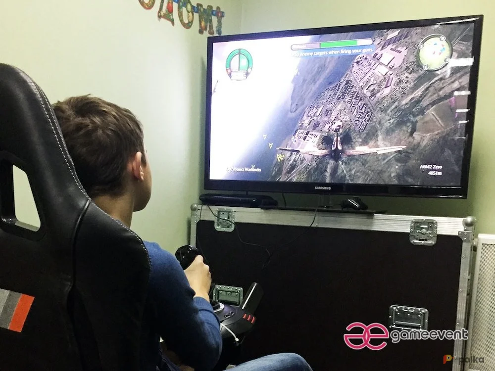 Возьмите Авиасимулятор классический напрокат (Фото 1) в Москве