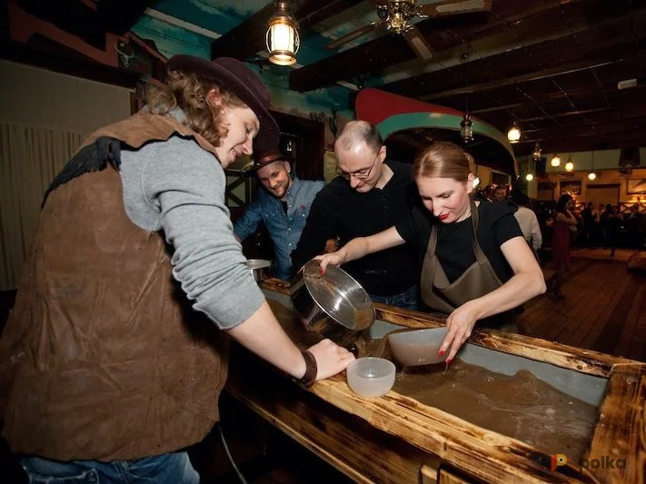 Возьмите Золотоискатели напрокат (Фото 1) в Москве