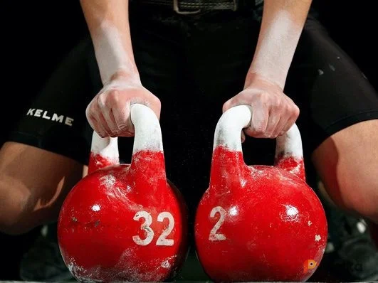 Возьмите Комплект для гиревого спорта напрокат (Фото 1) в Москве