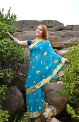 Возьмите Платье Сари дизайнерское напрокат (Фото 1) в Москве