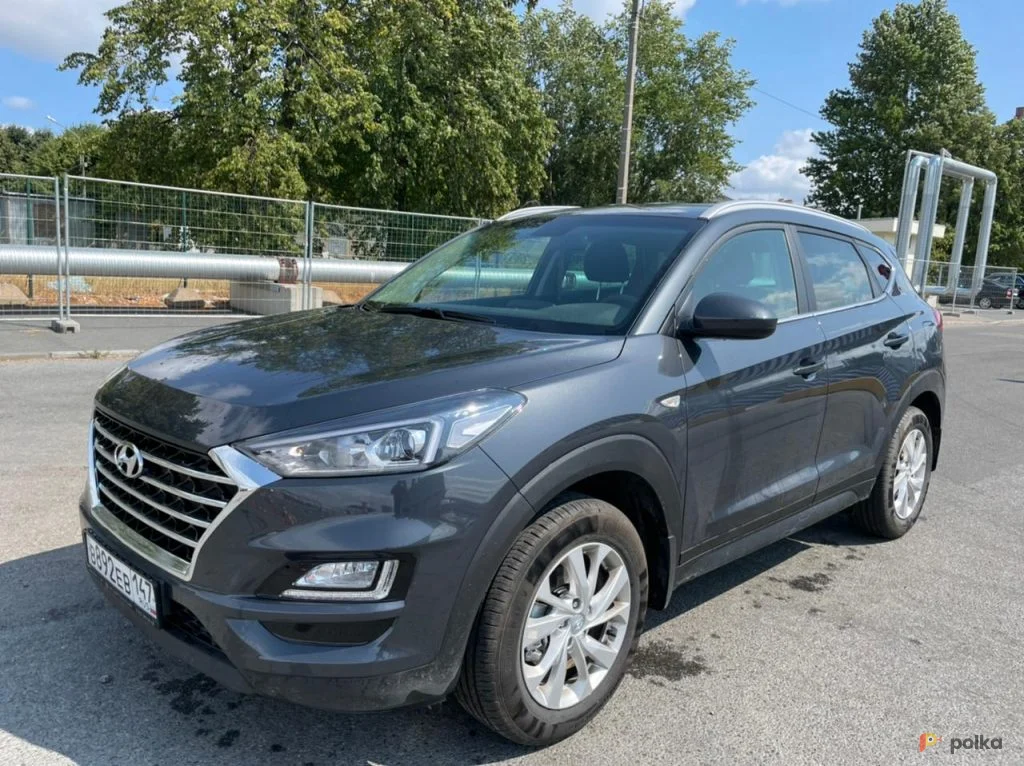 Возьмите Автомобиль Hyundai Tucson напрокат (Фото 1) в Санкт-Петербурге
