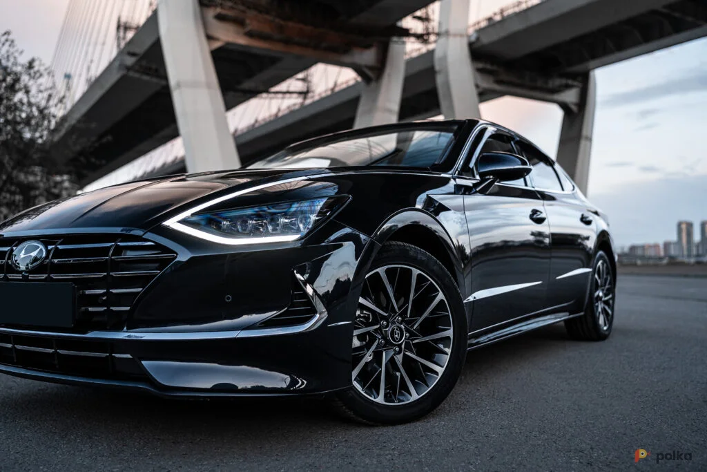 Возьмите Автомобиль Hyundai Sonata напрокат (Фото 1) в Санкт-Петербурге