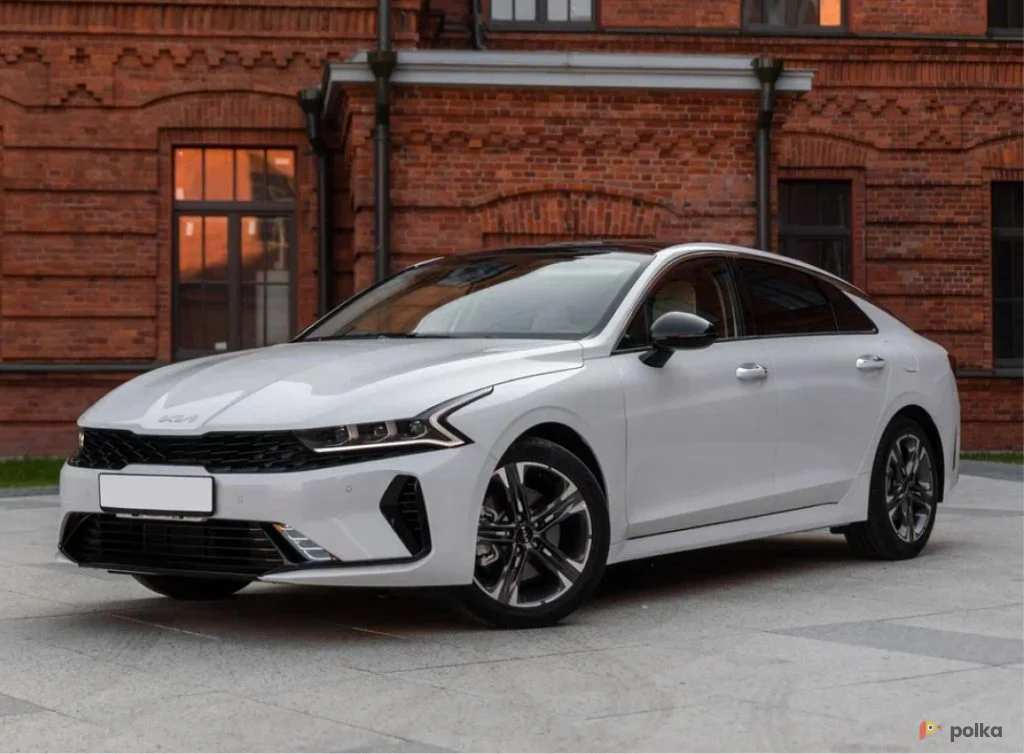 Возьмите Автомобиль KIA K5 напрокат (Фото 1) в Санкт-Петербурге