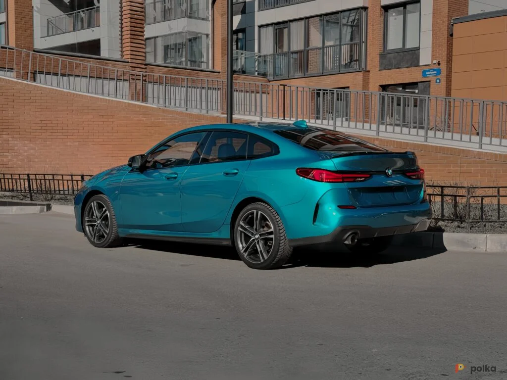 Возьмите BMW 218i Gran Coupé напрокат (Фото 1) в Санкт-Петербурге