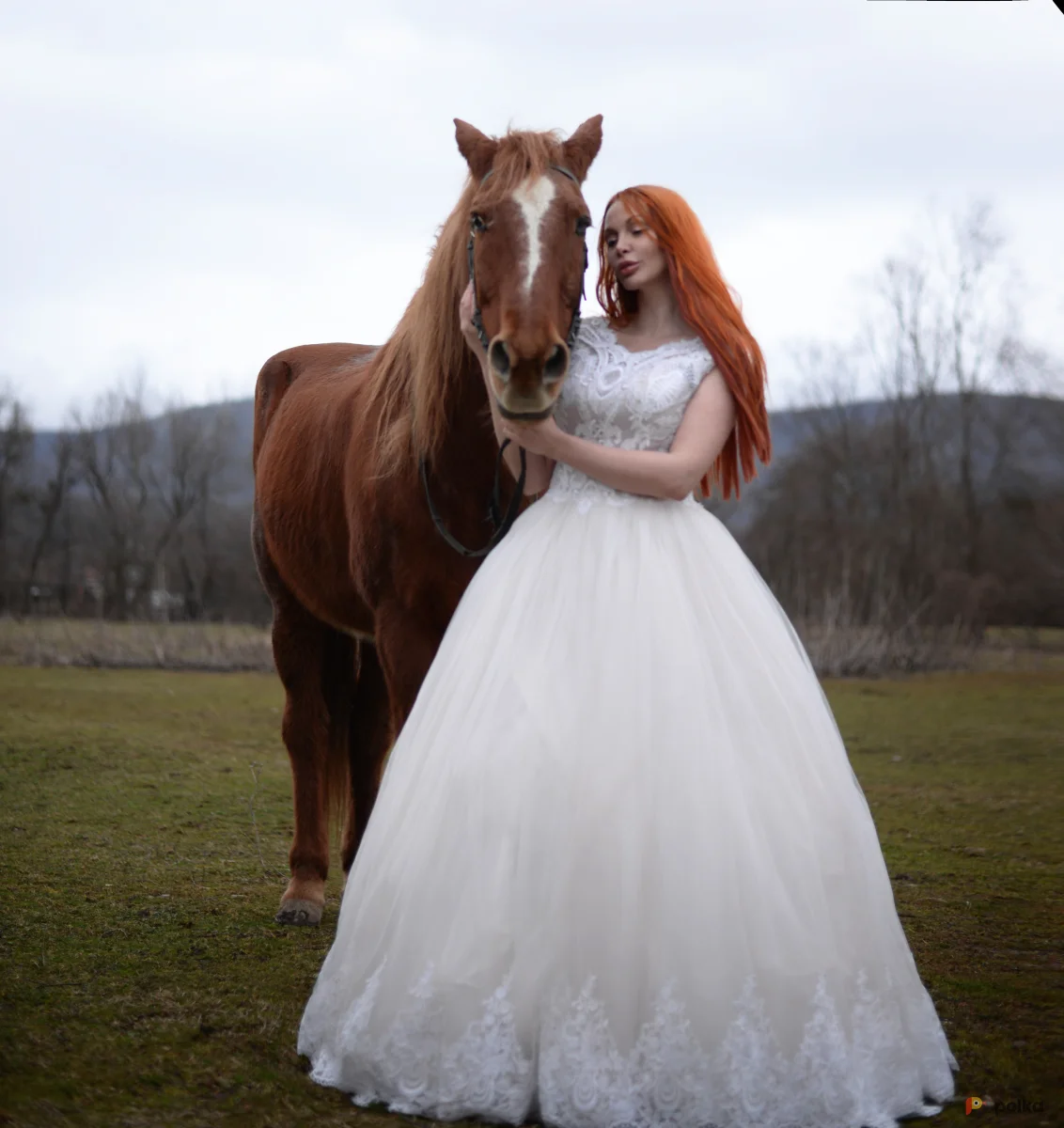 Возьмите Свадебное платье пышное  напрокат (Фото 1) в Москве
