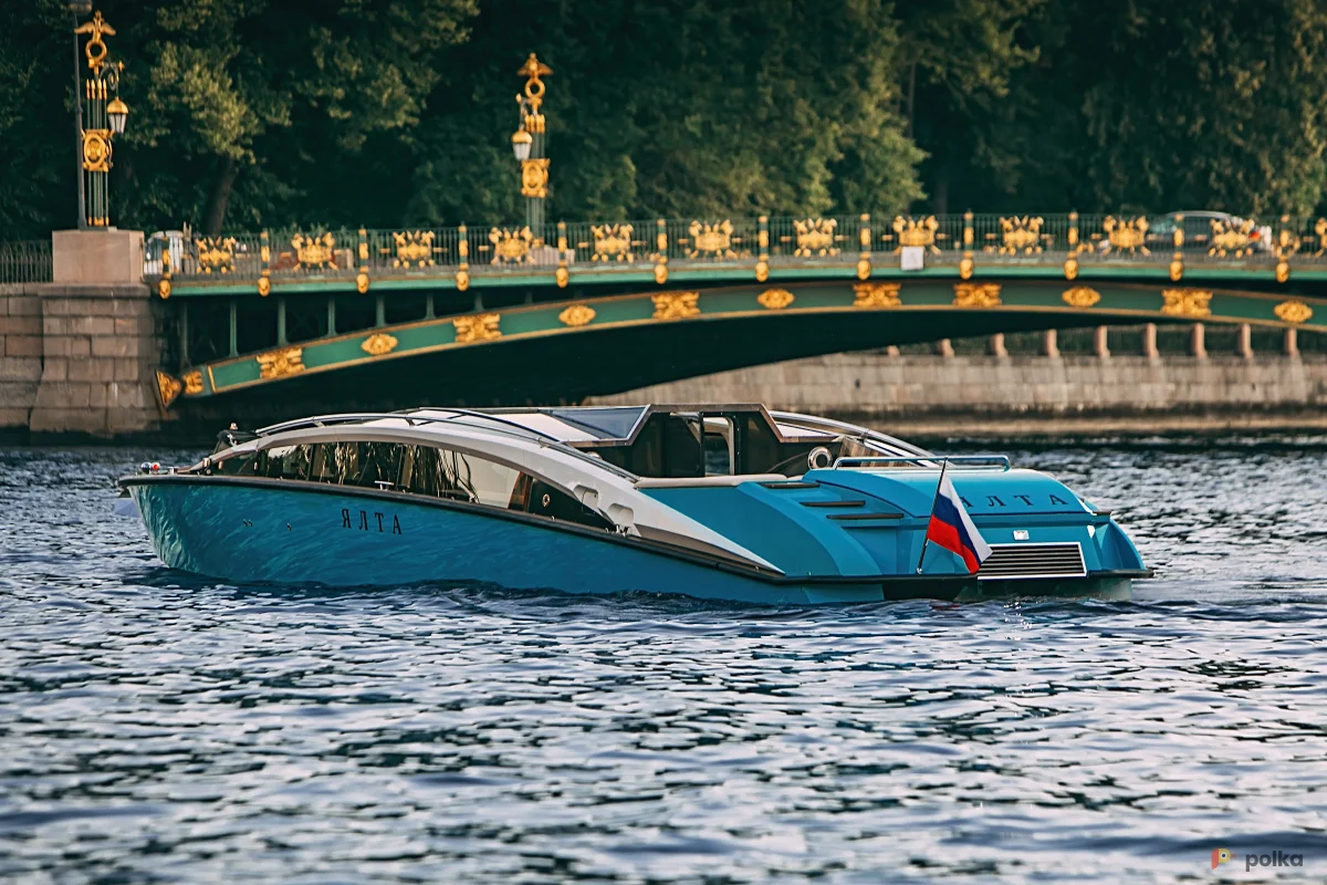 Возьмите Прогулочная яхта катер Ялта напрокат (Фото 1) в Санкт-Петербурге