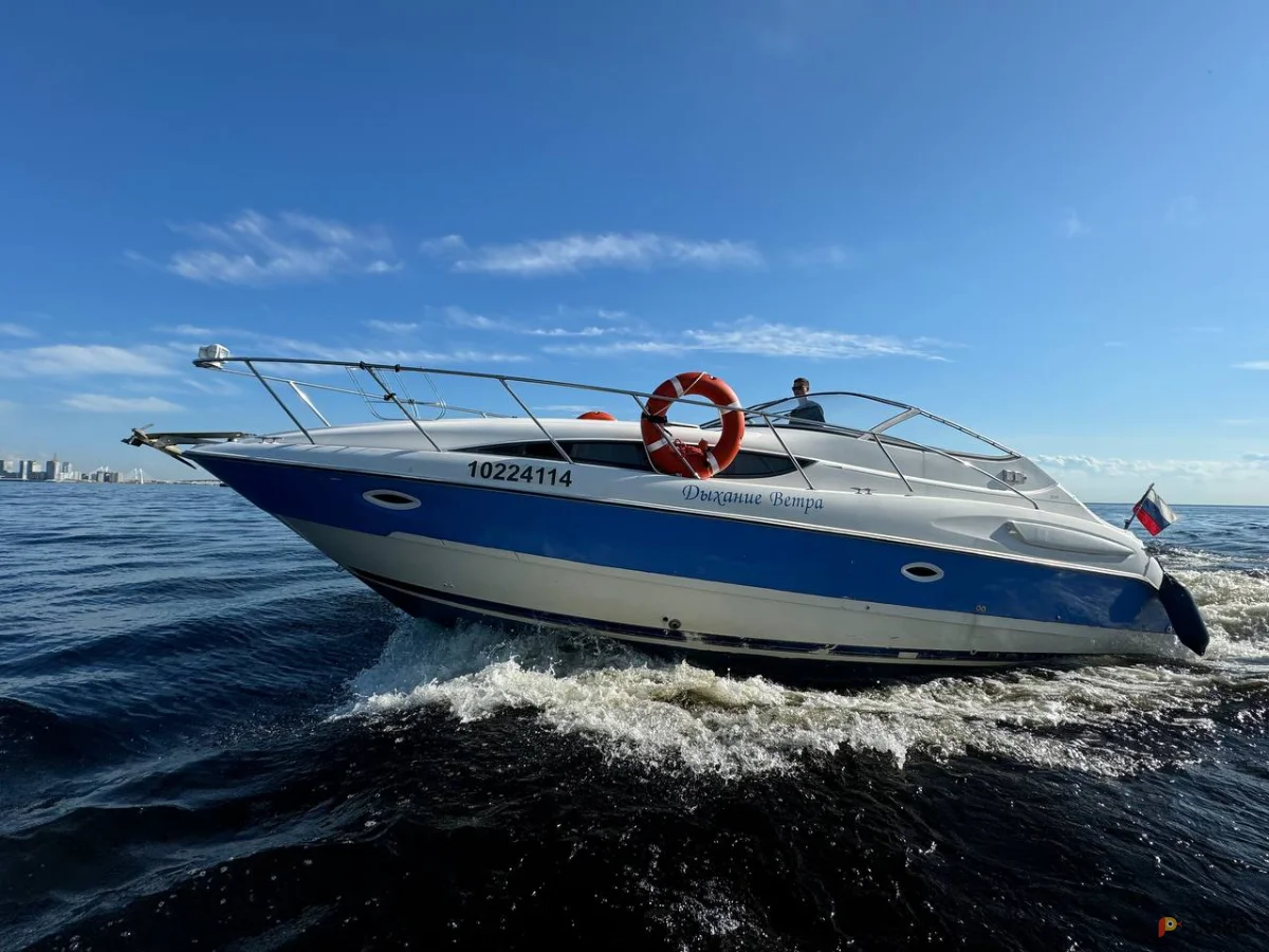 Возьмите  Катер прогулочный Дыхание ветра / Bayliner 305  напрокат (Фото 1) в Санкт-Петербурге