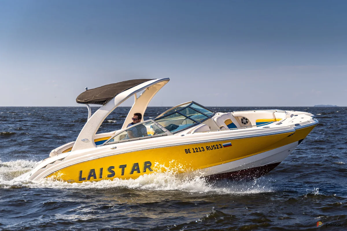 Возьмите Катер Мажор напрокат (Фото 1) в Санкт-Петербурге