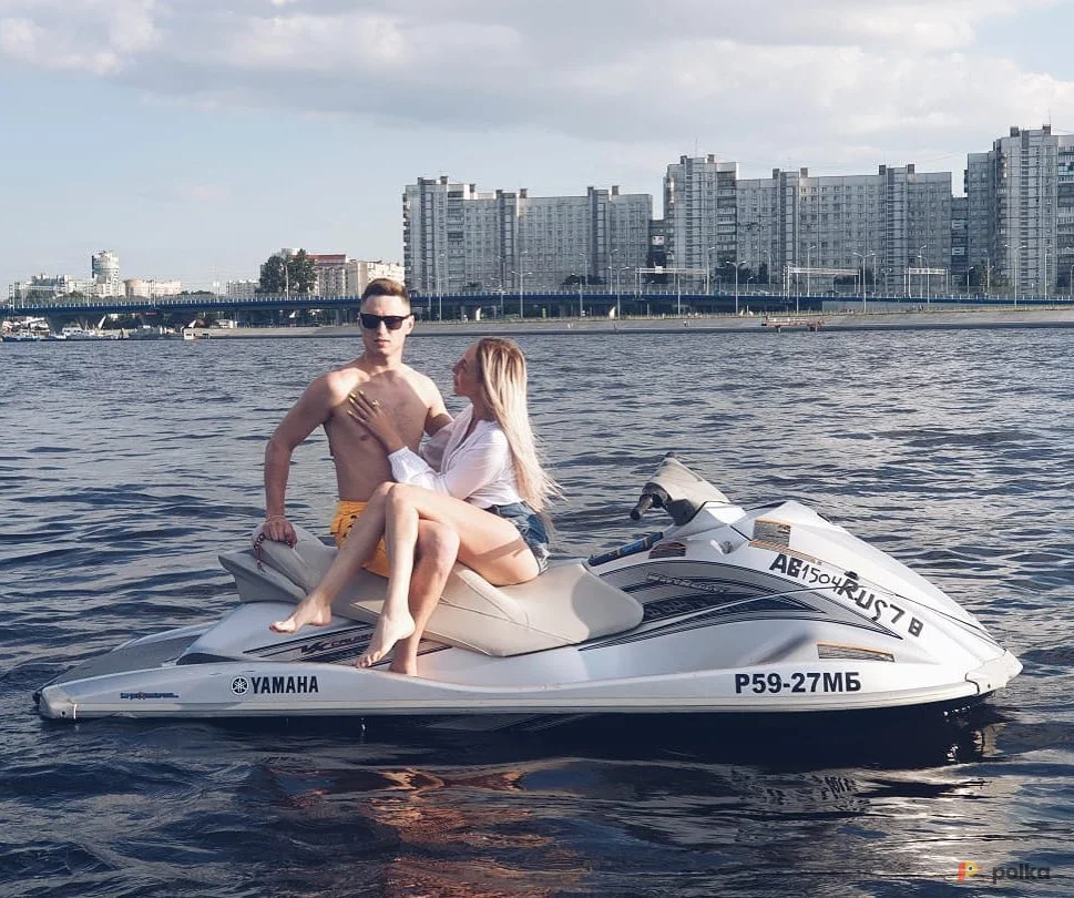 Возьмите Гидроцикл YAMAHA VX 1100 Cruiser напрокат (Фото 1) в Санкт-Петербурге