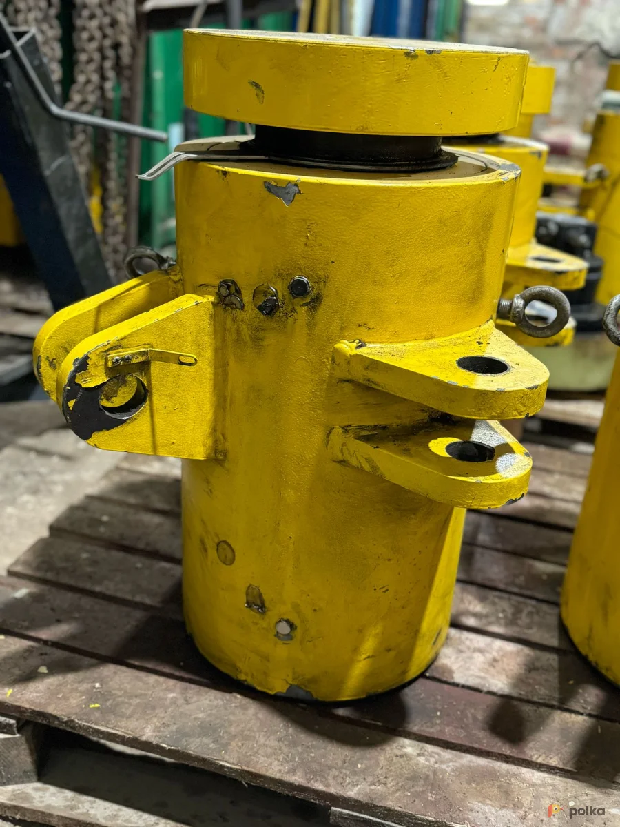 Возьмите Цилиндр дистанционный двухстороннего действия 400т710 (ДД-2 400.710) напрокат (Фото 1) в Москве