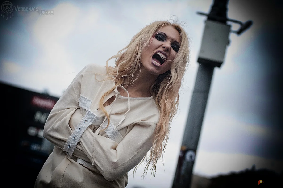 Возьмите Смирительная рубашка напрокат (Фото 1) в Москве