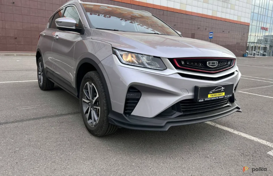 Возьмите Geely Coolray 2022 Luxury напрокат (Фото 1) в Санкт-Петербурге