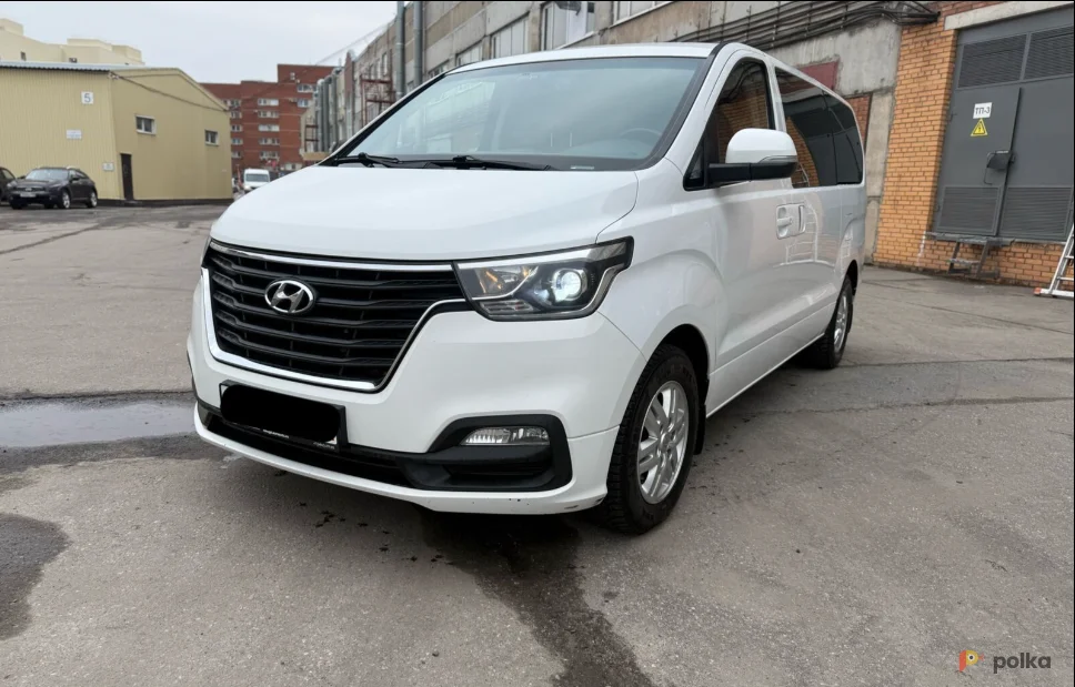 Возьмите Hyundai H-1 напрокат (Фото 1) в Санкт-Петербурге
