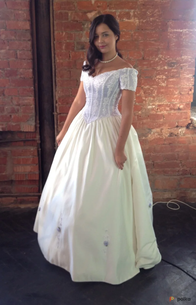 Возьмите Историческое платье напрокат (Фото 1) в Москве