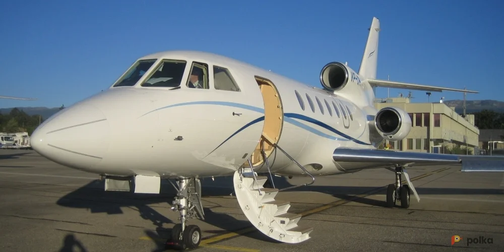 Возьмите Самолет Falcon 50 напрокат (Фото 1) в Москве