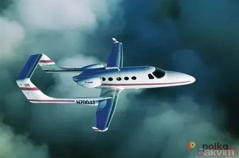 Возьмите Самолет Adam 700 напрокат (Фото 1) в Москве