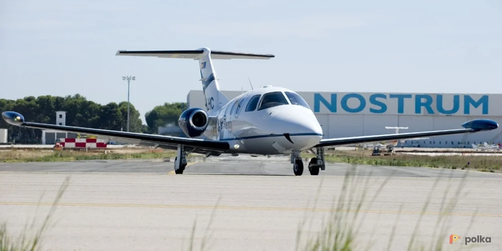 Возьмите Самолет Eclipse 500 напрокат (Фото 1) в Москве