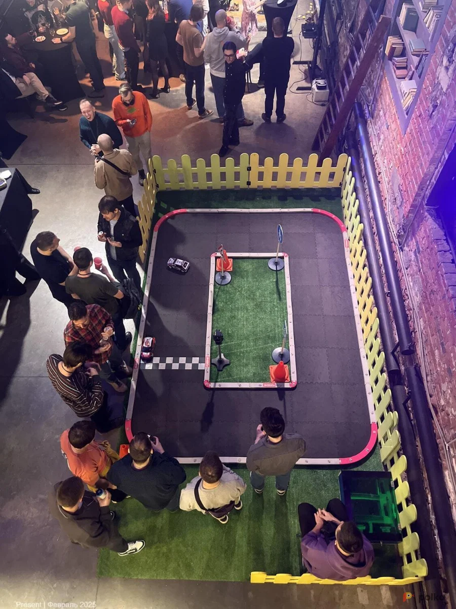 Возьмите Радиоуправляемые гонки напрокат (Фото 1) в Москве