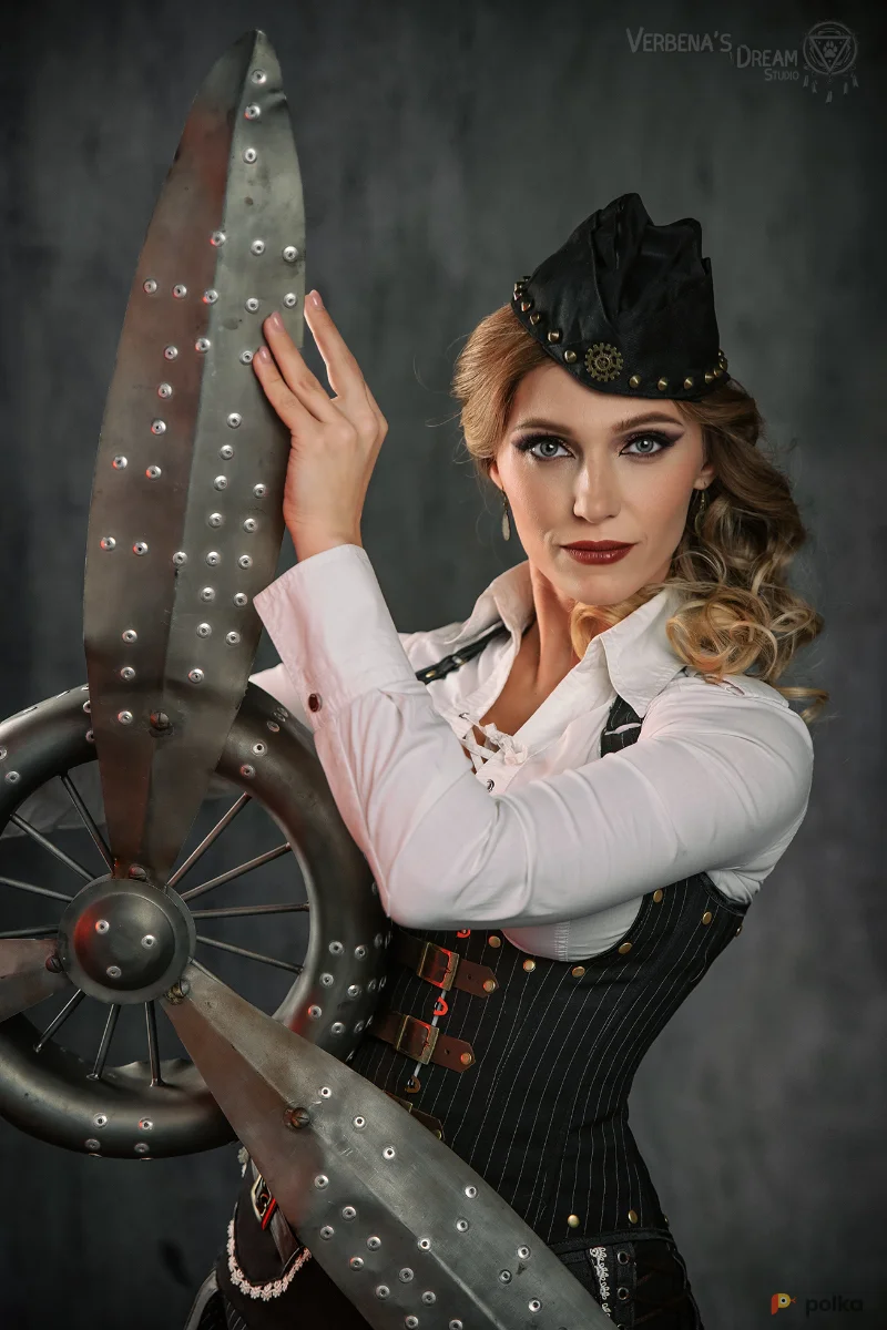 Возьмите Стимпанк костюм Стюардесса напрокат (Фото 1) в Москве