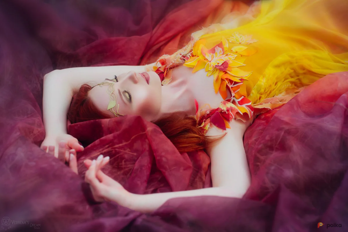 Возьмите Платье осени обмре с листьями напрокат (Фото 1) в Москве