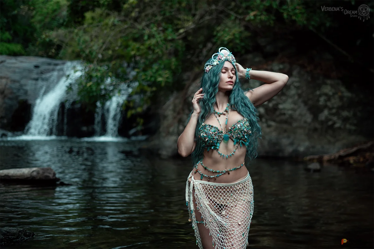 Возьмите Костюм русалки сирены ундины озерной девы с камнями и ракушками напрокат (Фото 1) в Москве