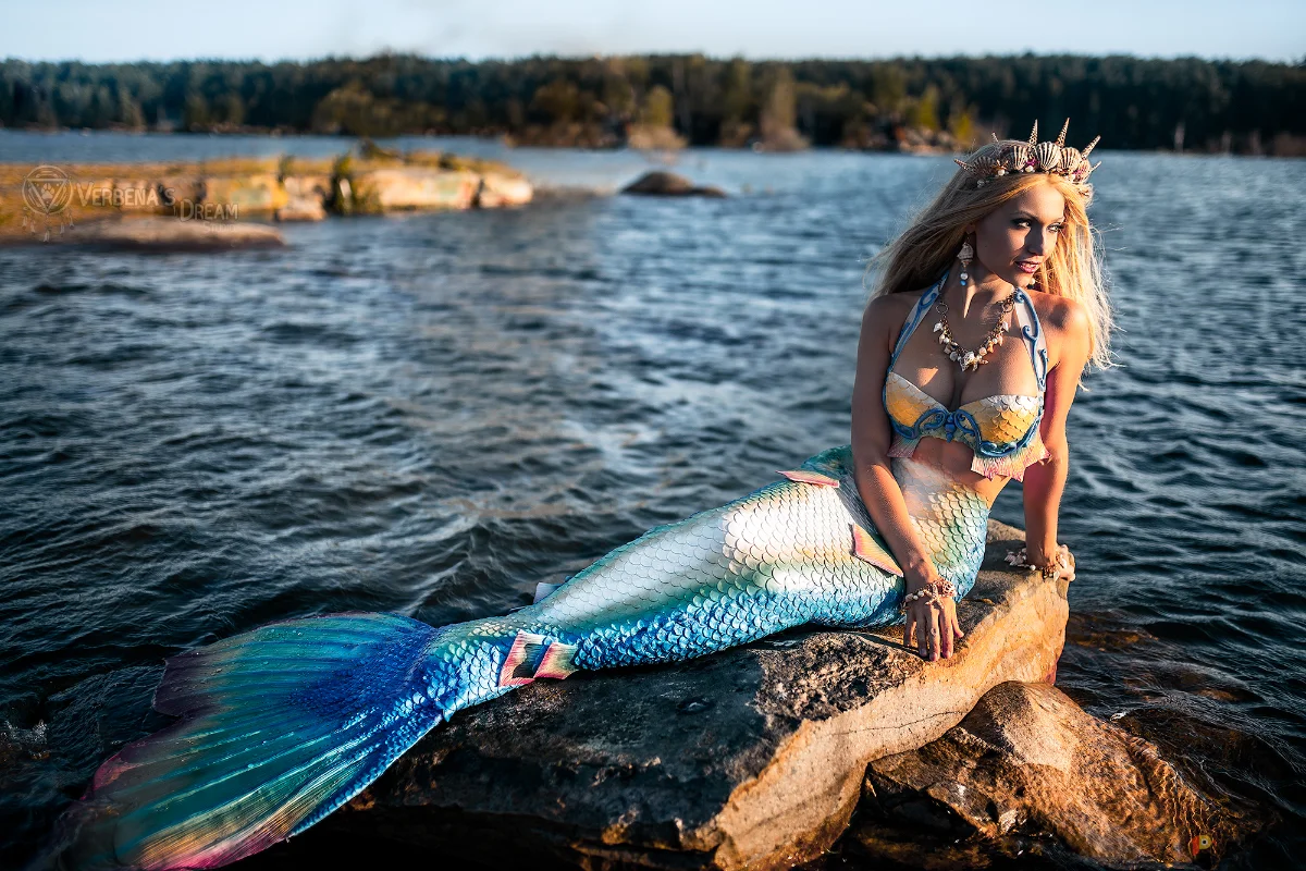 Возьмите Костюм русалки сирены ундины силиконовый хвост русалки напрокат (Фото 1) в Москве
