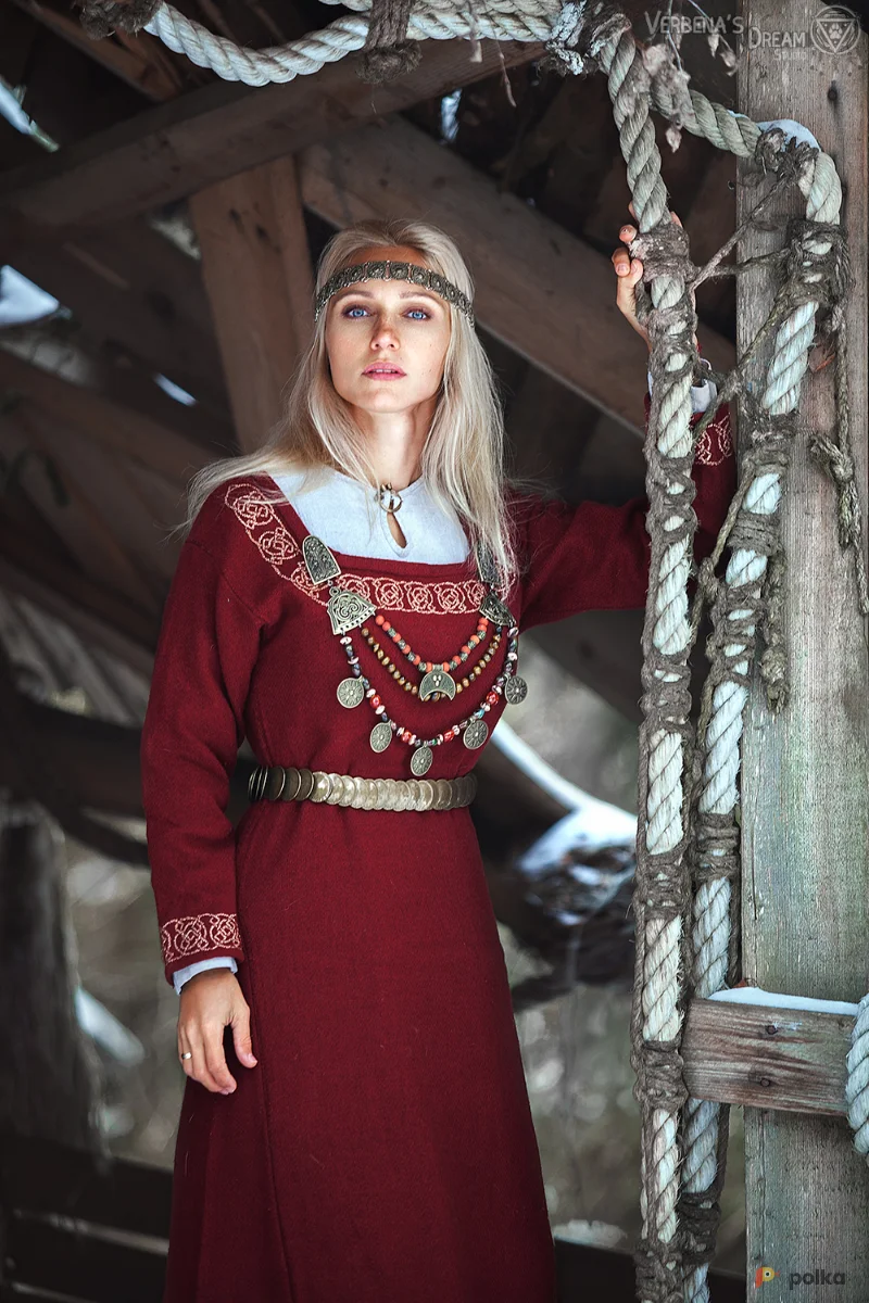 Возьмите Средневековый славянский  северный костюм викинги напрокат (Фото 1) в Москве