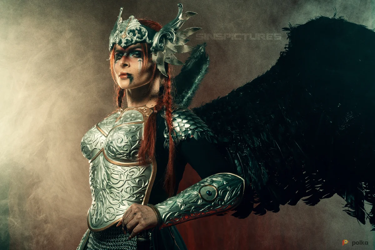 Возьмите Женский костюм валькирии воительницы богини амазонки королевы черный викинги игра престолов напрокат (Фото 1) в Москве