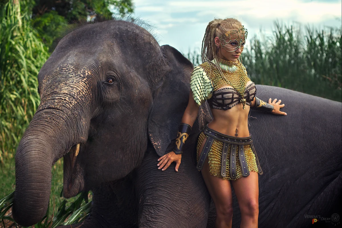 Возьмите Костюм амазонки дикарки восточной принцессы джунглей напрокат (Фото 1) в Москве