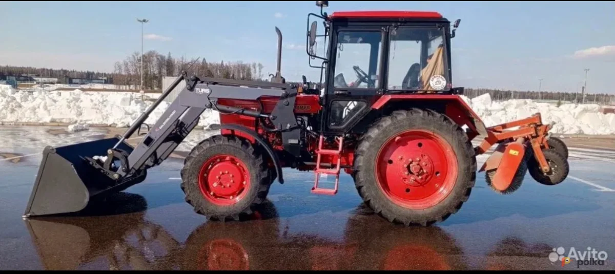 Возьмите Трактор Беларус 82.1 с навесным оборудованием напрокат (Фото 1) в Москве