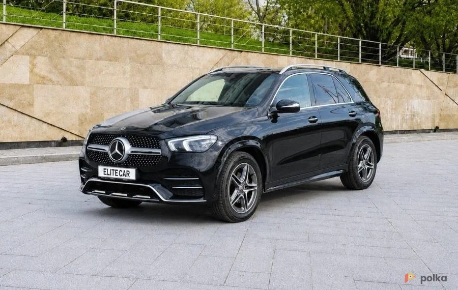 Возьмите Mercedes-Benz GLE 400d 4Matic  2021 напрокат (Фото 1) в Москве