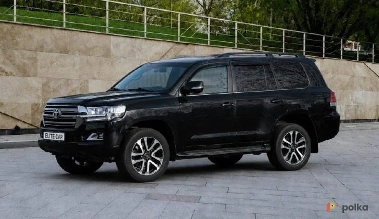 Возьмите Toyota Land Cruiser 200 Рестайлинг 2  2019 напрокат (Фото 1) в Москве