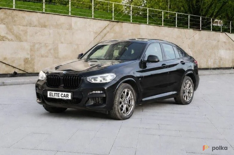 Возьмите BMW X4 30d xDrive напрокат (Фото 1) в Москве