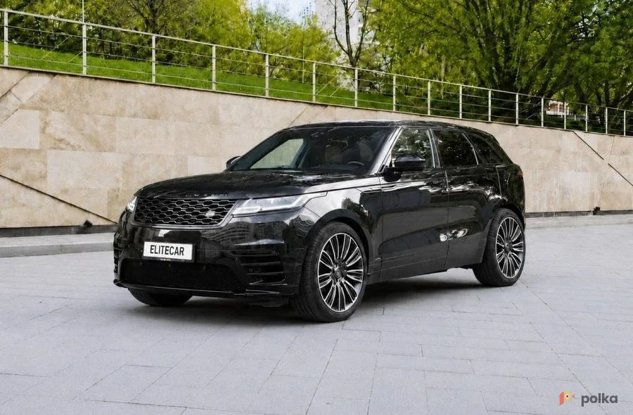 Возьмите Range Rover Velar  напрокат (Фото 1) в Москве