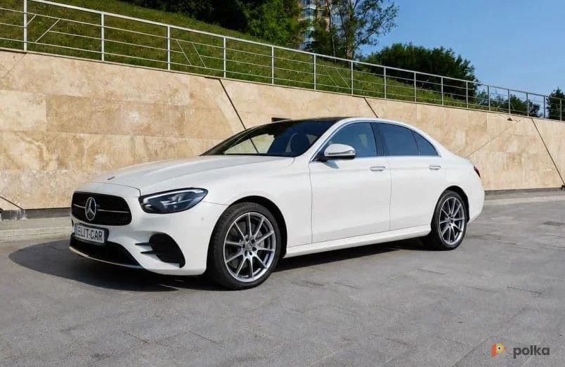 Возьмите Mercedes-Benz E350d  4matic напрокат (Фото 1) в Москве