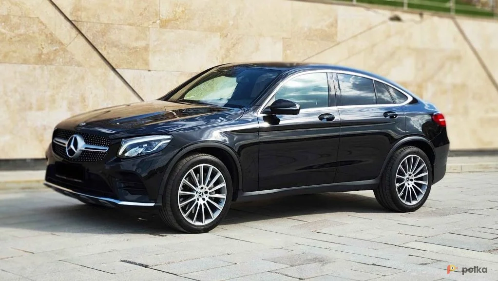 Возьмите Mercedes-Benz GLC Coupe 250d AMG напрокат (Фото 1) в Москве
