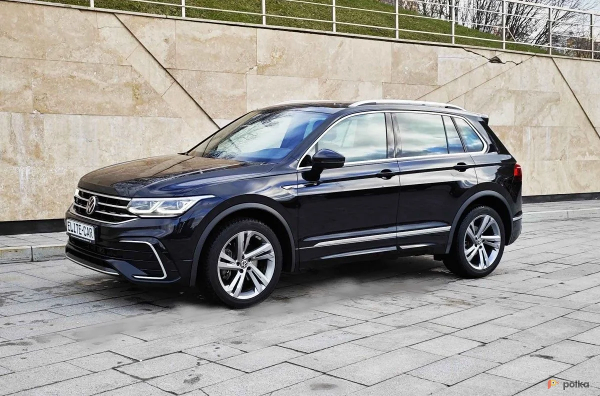 Возьмите Volkswagen Tiguan R-Line напрокат (Фото 1) в Москве