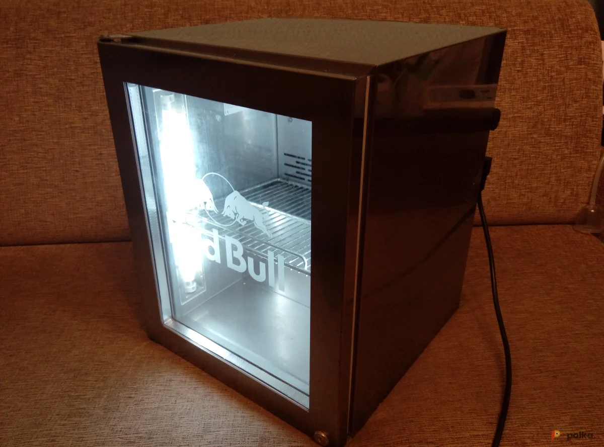 Возьмите Профессиональный барный мини холодильник для икры и напитков Liebherr STYLE COOLER SMALL, объем 23 литра напрокат (Фото 1) в Москве