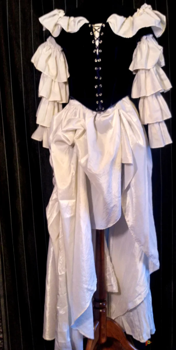 Возьмите Костюм корсетный напрокат (Фото 1) в Москве