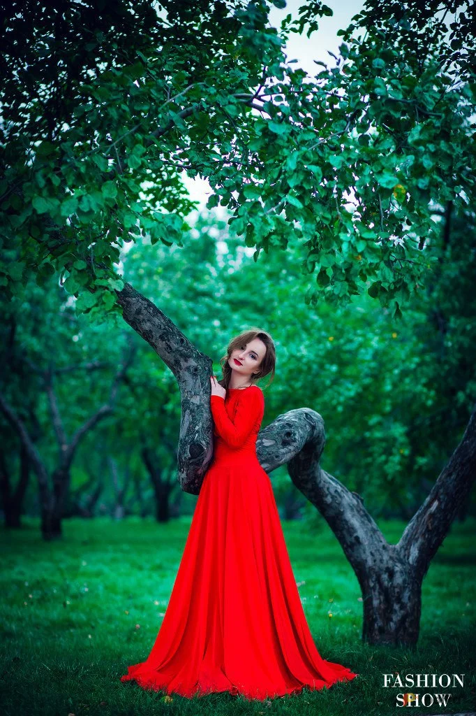 Возьмите Красное платье-трансформер напрокат (Фото 1) в Москве